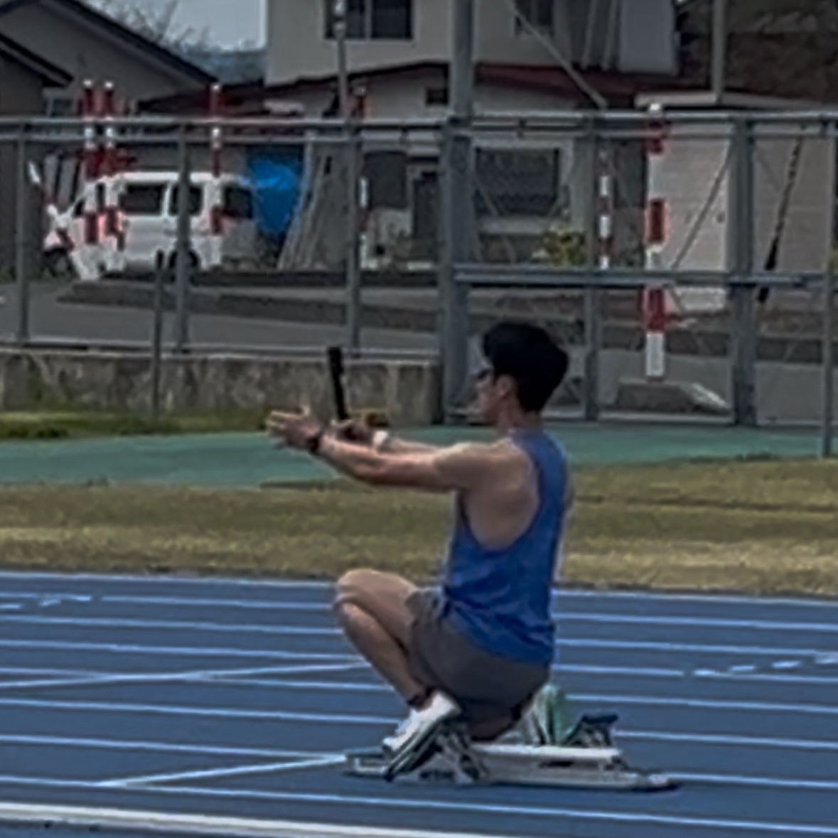 プロフィール
